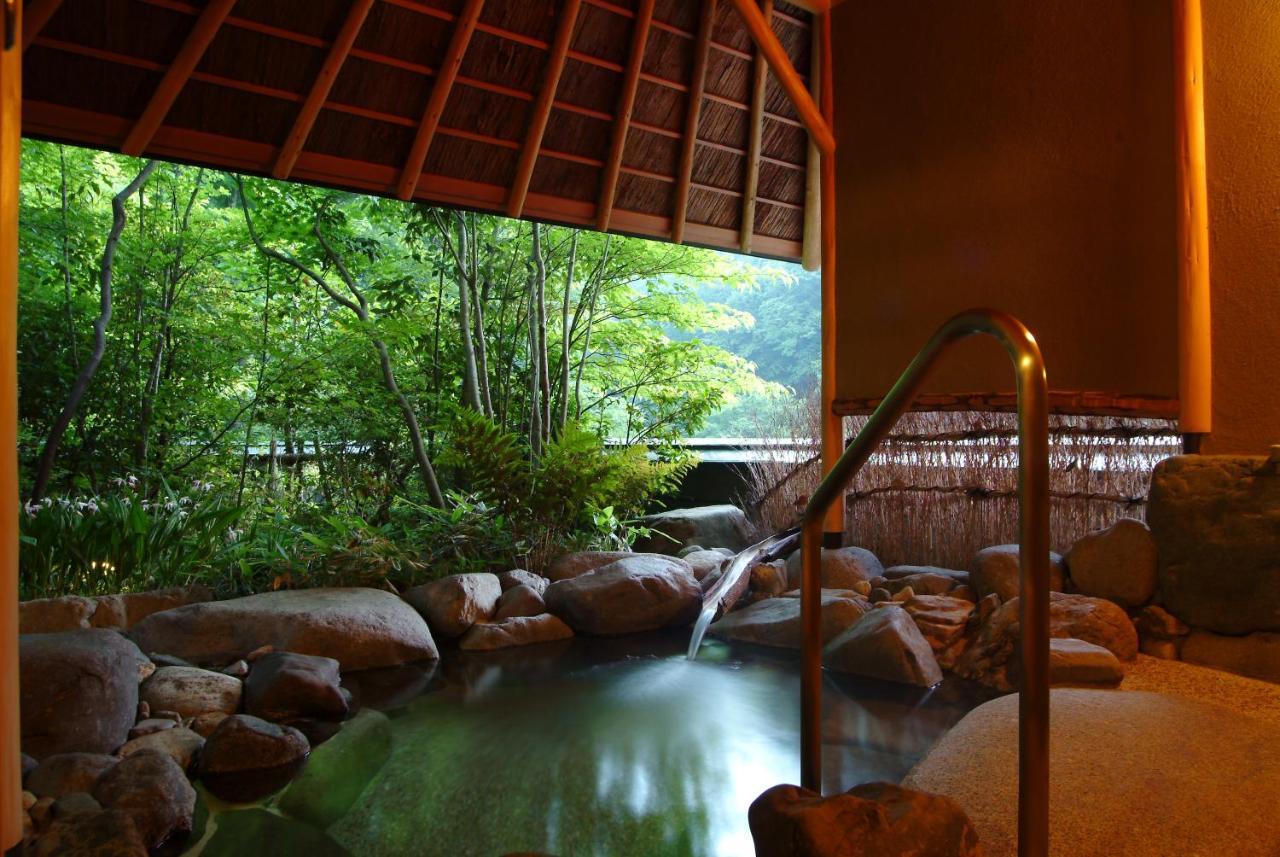 Kinosaki Onsen Nishimuraya Hotel Shogetsutei Toyooka  Bagian luar foto