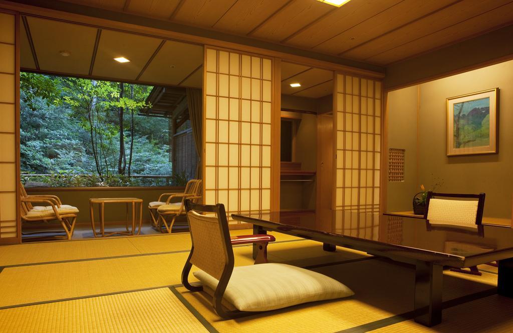 Kinosaki Onsen Nishimuraya Hotel Shogetsutei Toyooka  Bagian luar foto
